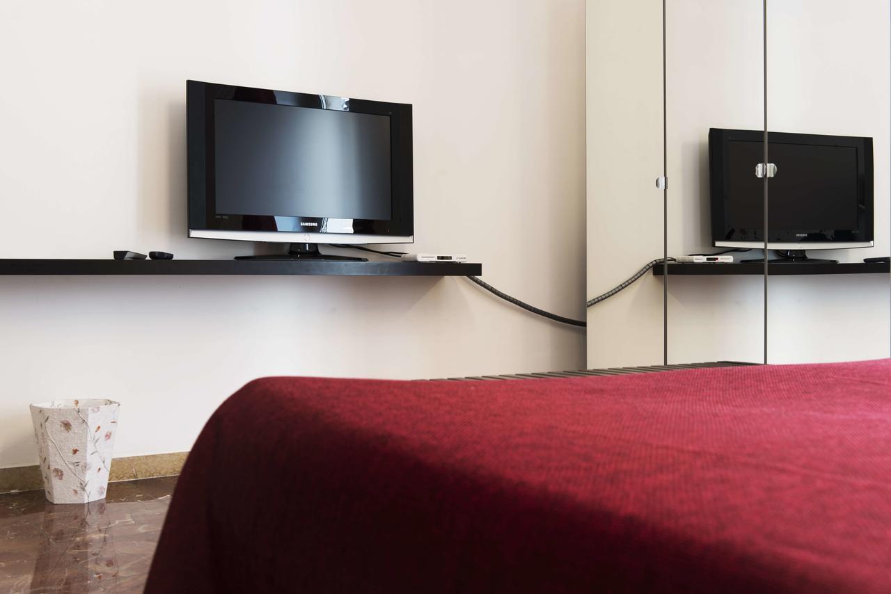 Michelangelo Apartment Civitavecchia Luaran gambar