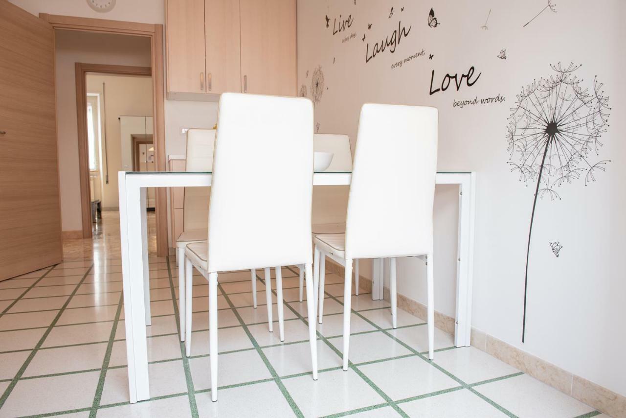 Michelangelo Apartment Civitavecchia Luaran gambar